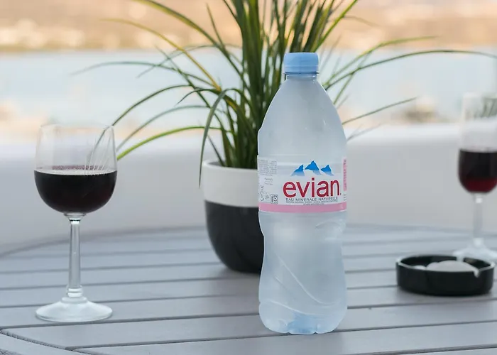 Uncle's Luxury Jacuzzi *